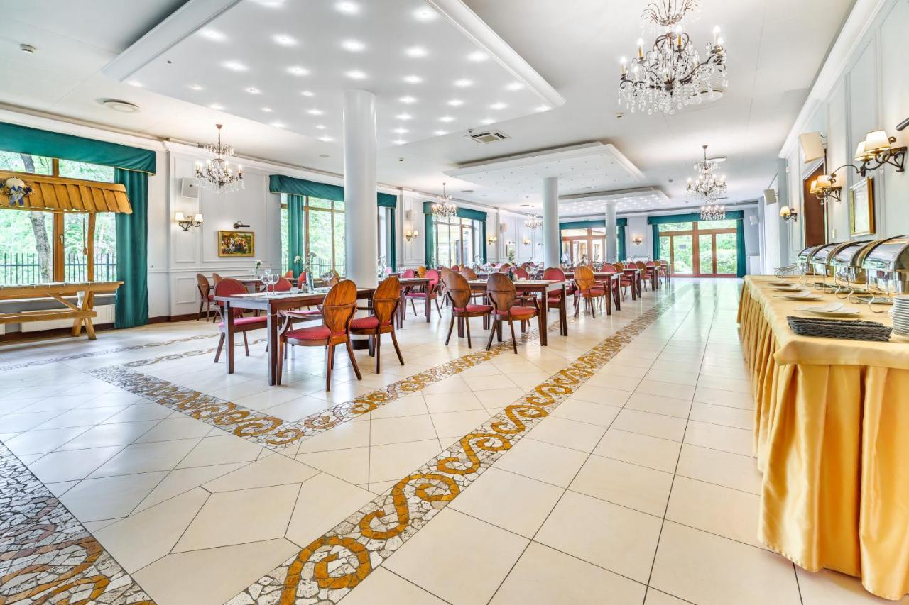 Hotel Pan Tadeusz 斯诺科 外观 照片