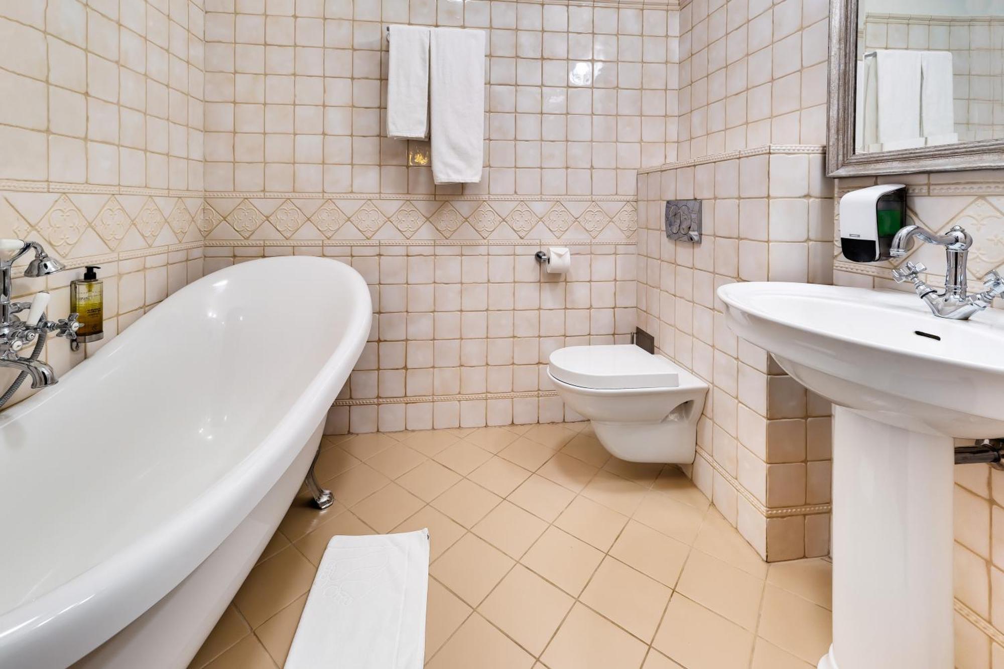 Hotel Pan Tadeusz 斯诺科 外观 照片